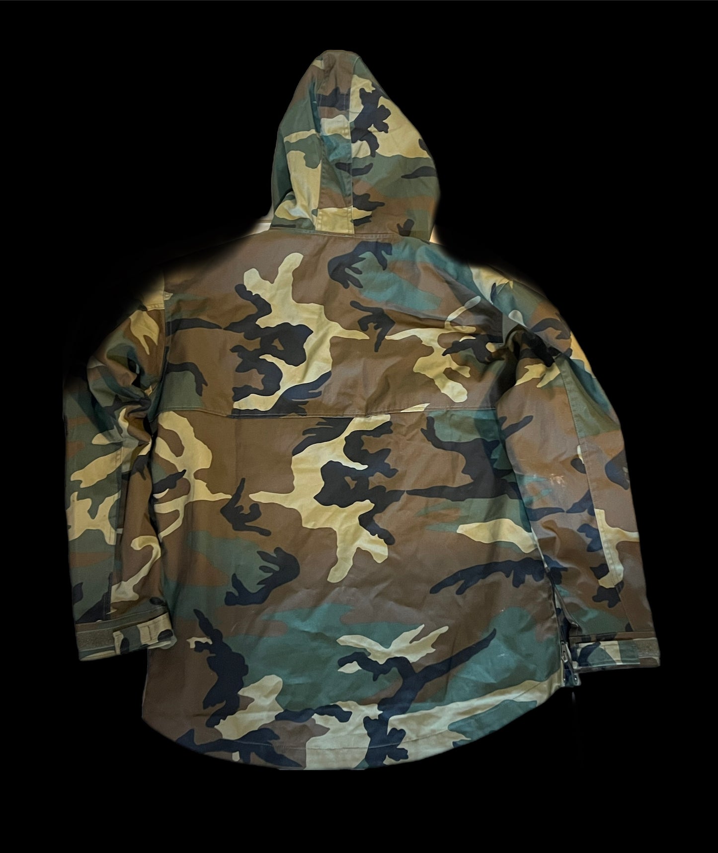 M81 Woodland Anorak Size Medium (Garage Sale Item)