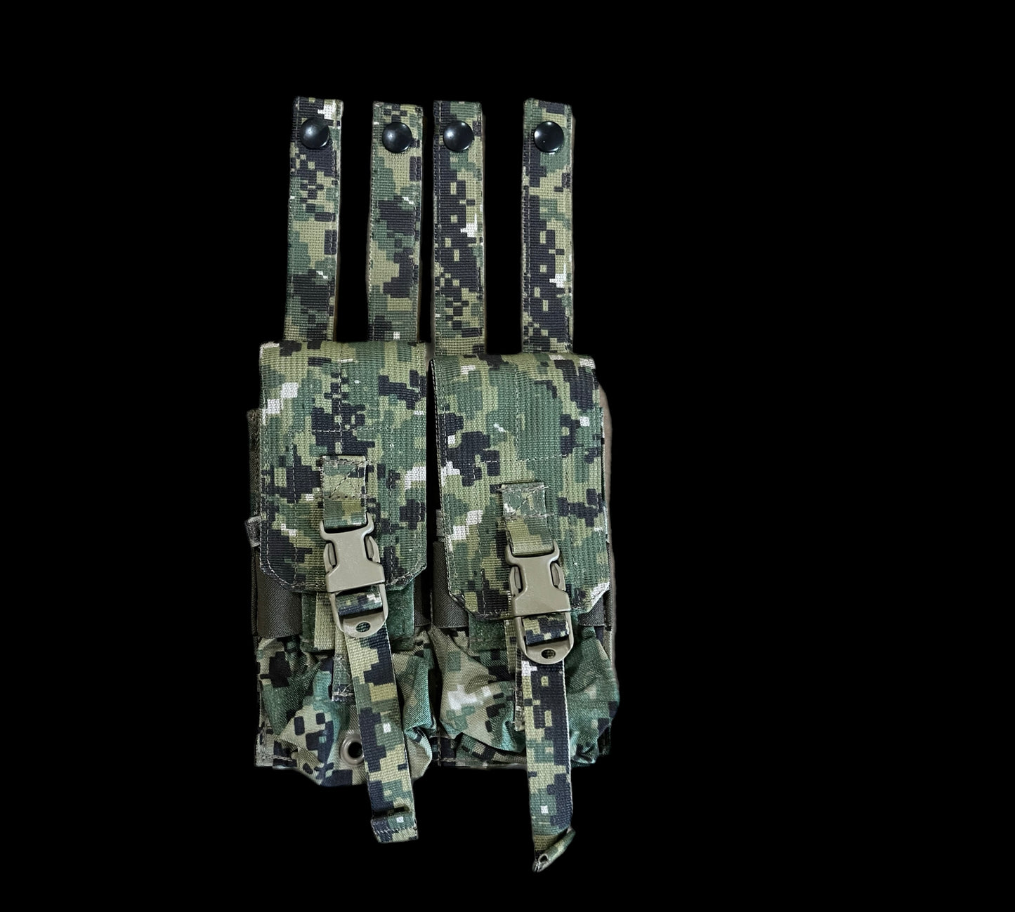 First Spear 6/12 Chest Harness plus pouch set AOR2, New (Garage Sale Item)