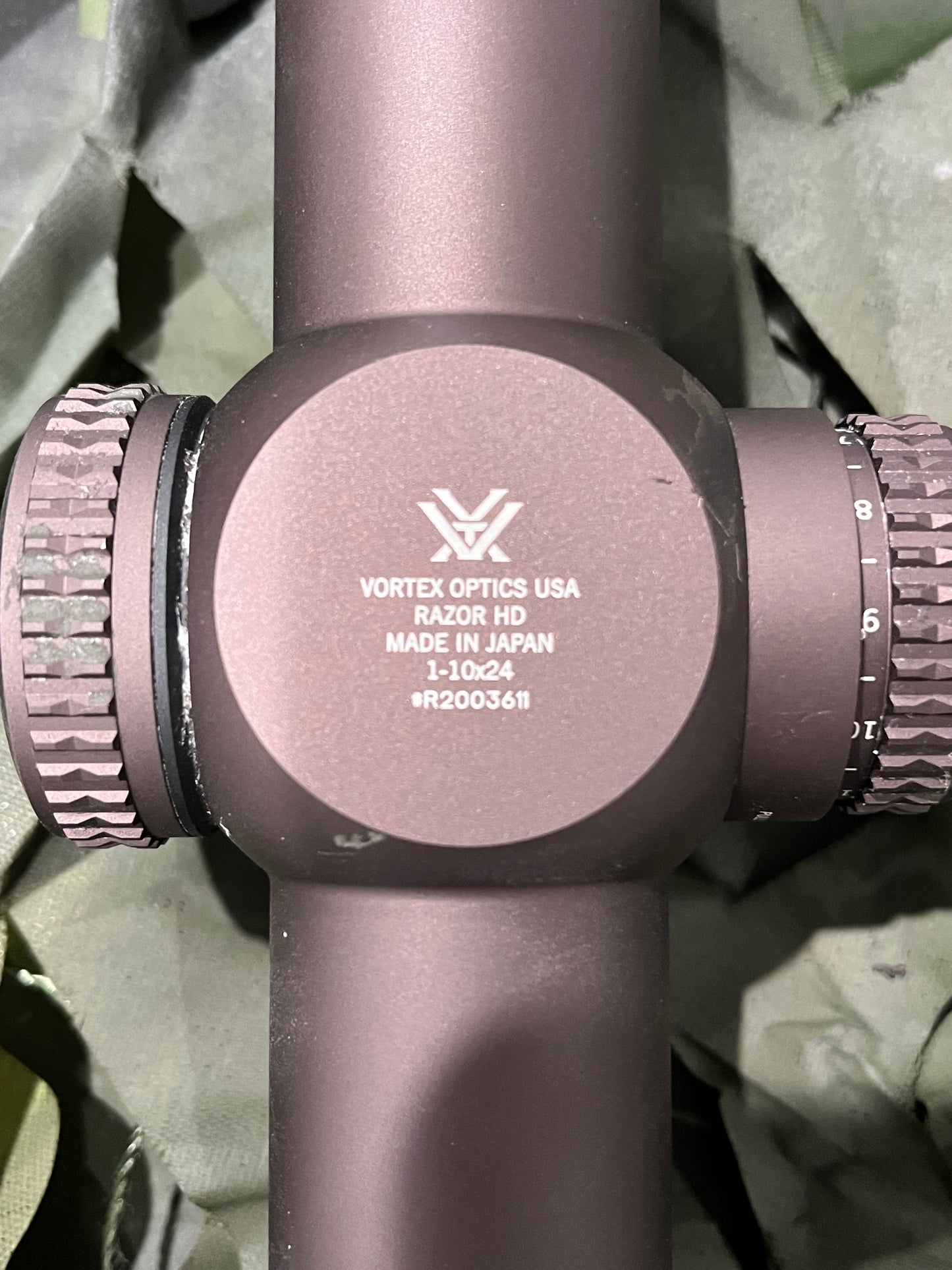 Vortex RAZOR HD GEN III 1-10 LPVO MRAD with Mount