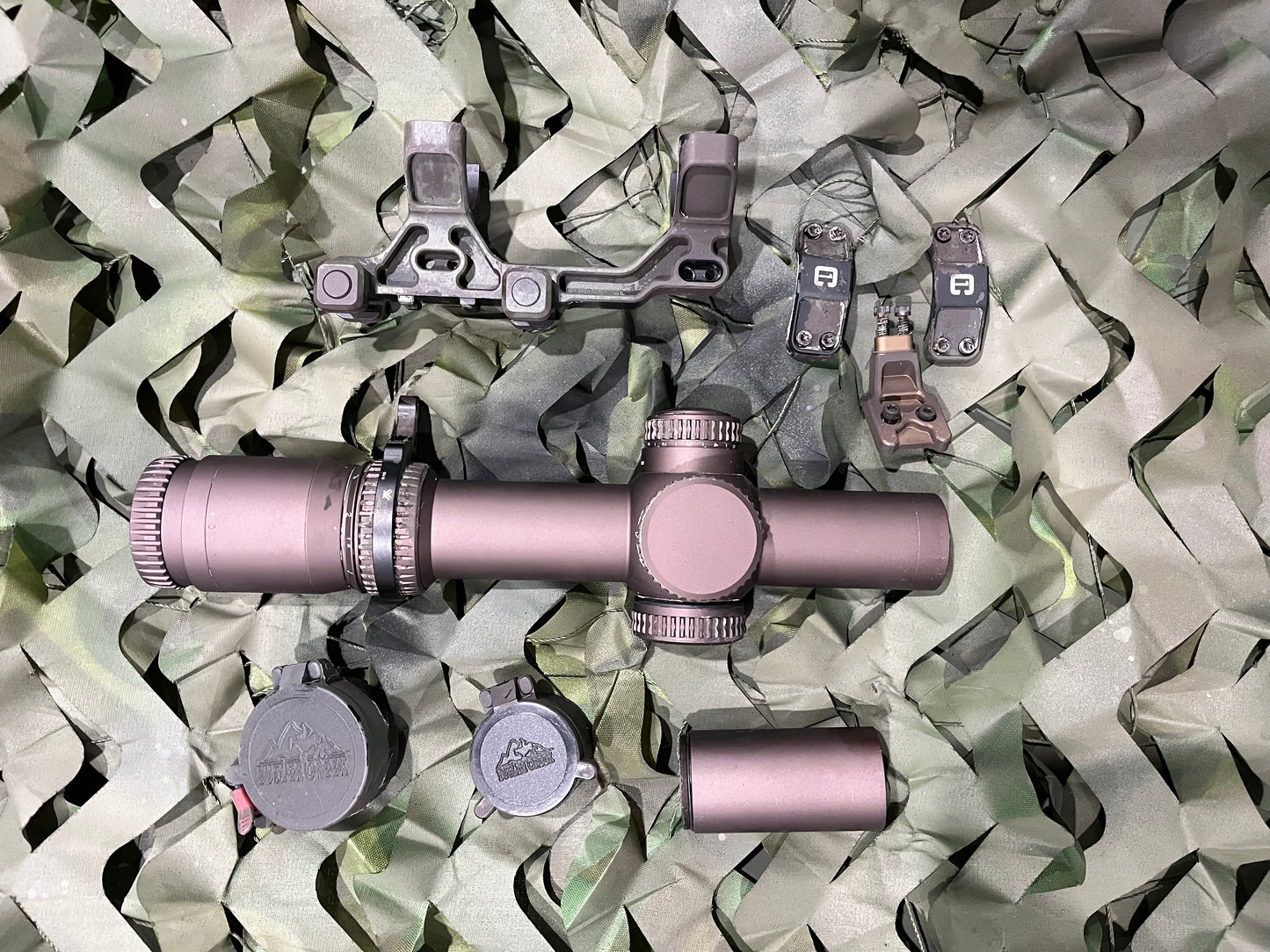 Vortex RAZOR HD GEN III 1-10 LPVO MRAD with Mount
