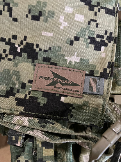 First Spear 6/12 Chest Harness plus pouch set AOR2, New (Garage Sale Item)