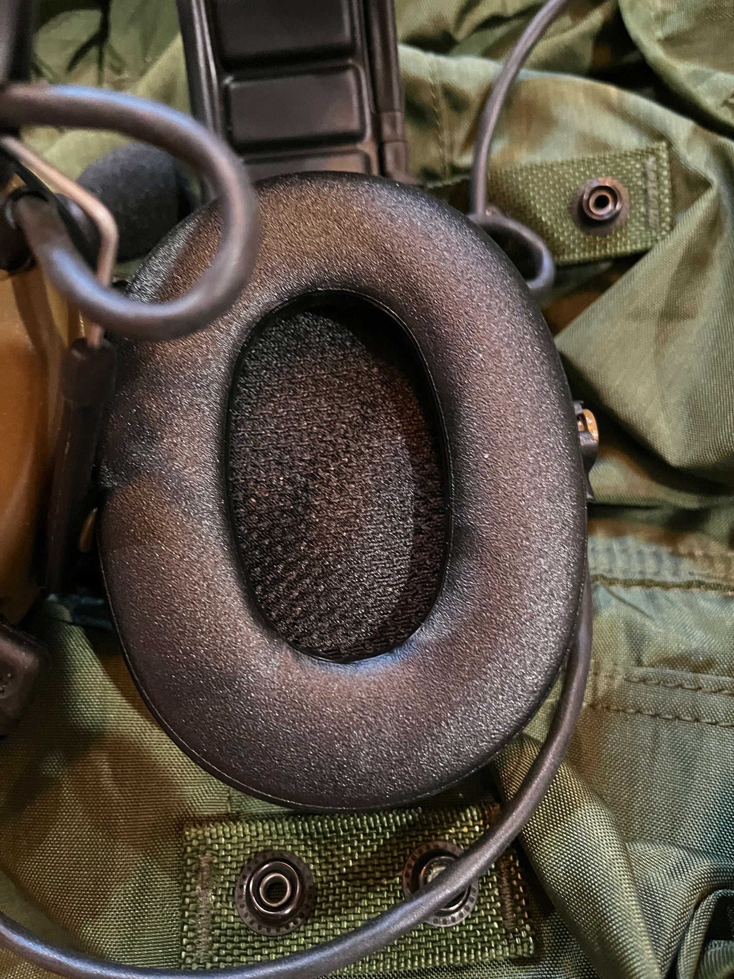 Peltor Comtac V Single Comms New No Box (Garage Sale Item)