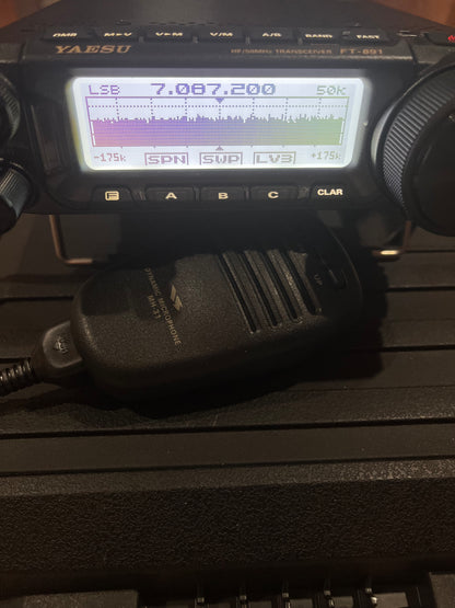 Yaesu FT 891 HF Radio and power supply  (Garage Sale Item)